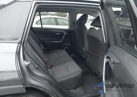 2024 Toyota Rav4 Xle z USA, uszkodzony, nr VIN 2T3P1RFV4RW446387